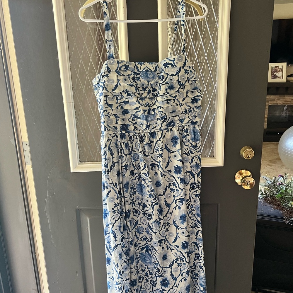 Abercrombie & Fitch White and Blue Floral Midi Skirt Emerson dress